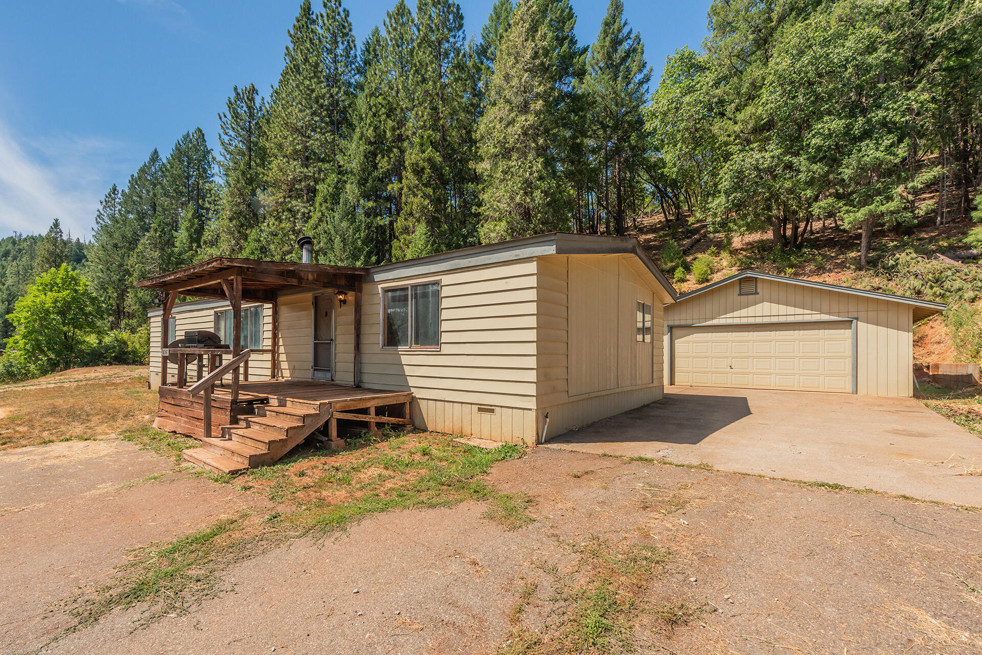 main property photo 81