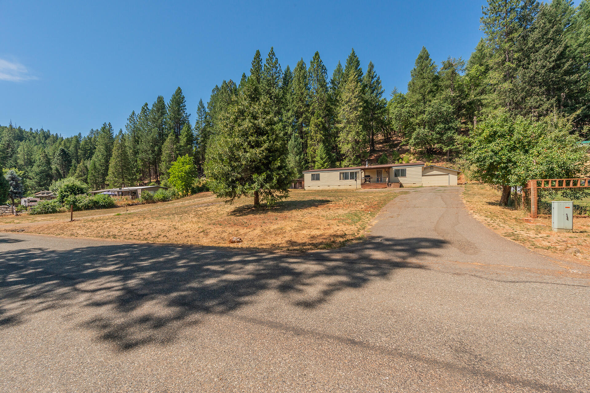main property photo 88