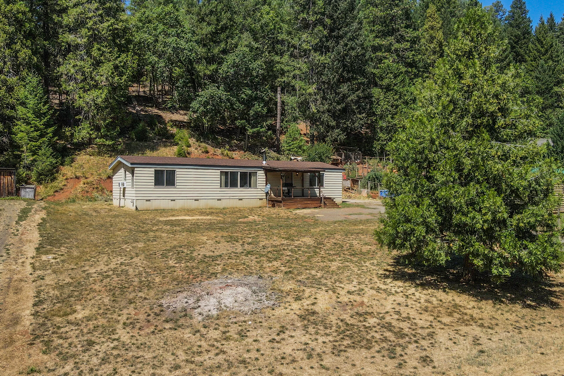 main property photo 94