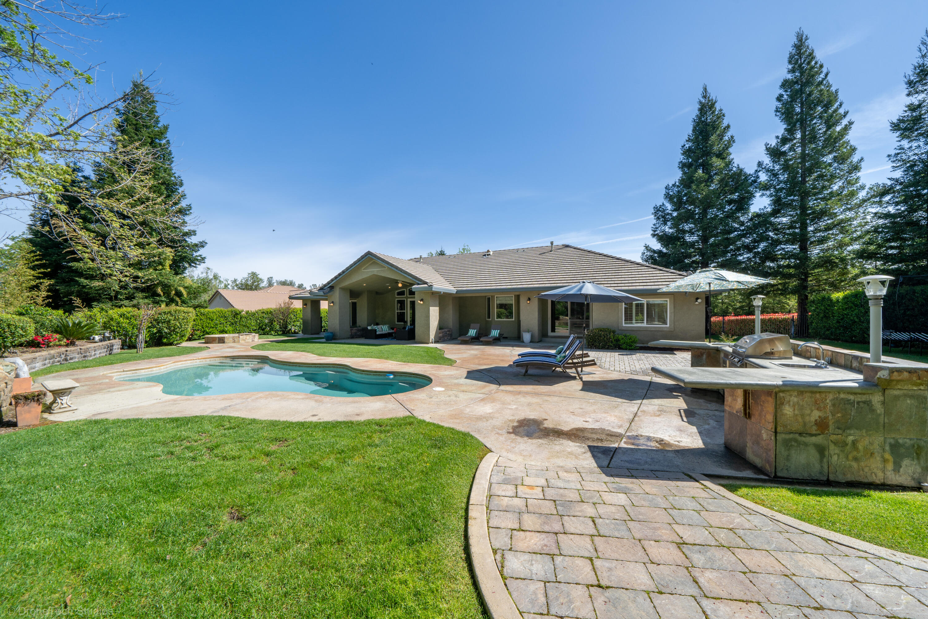 main property photo 106