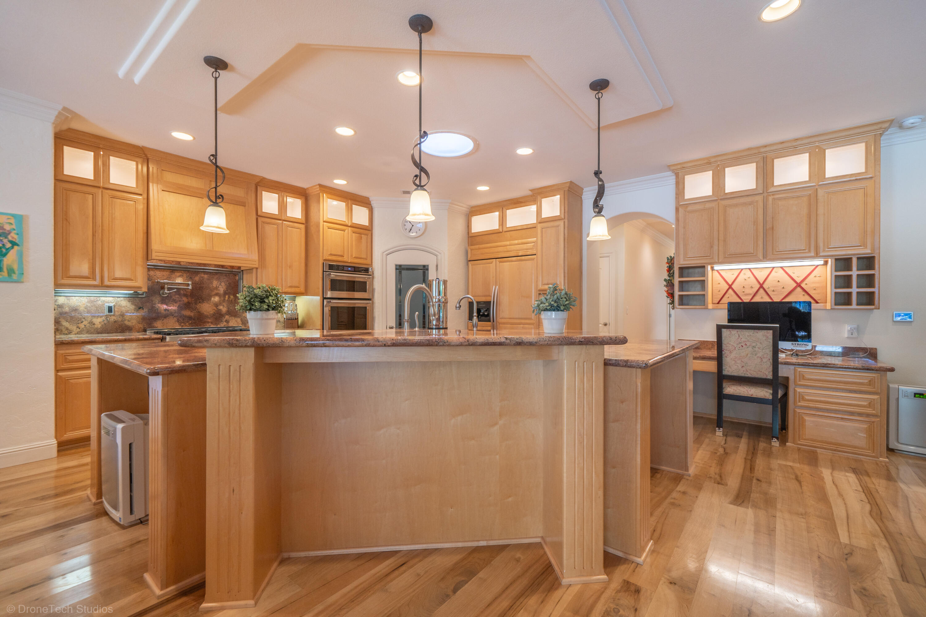 main property photo 51