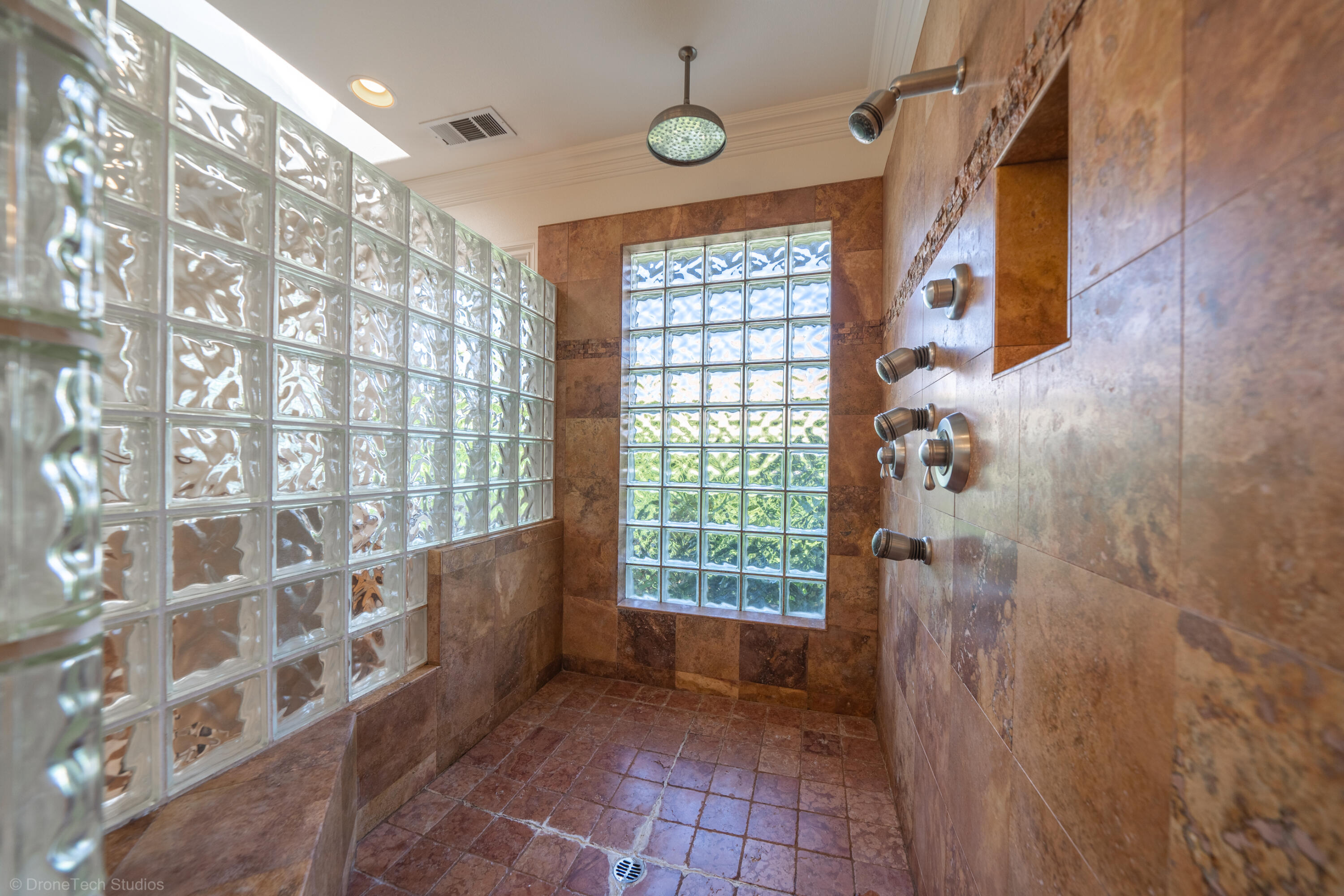main property photo 66