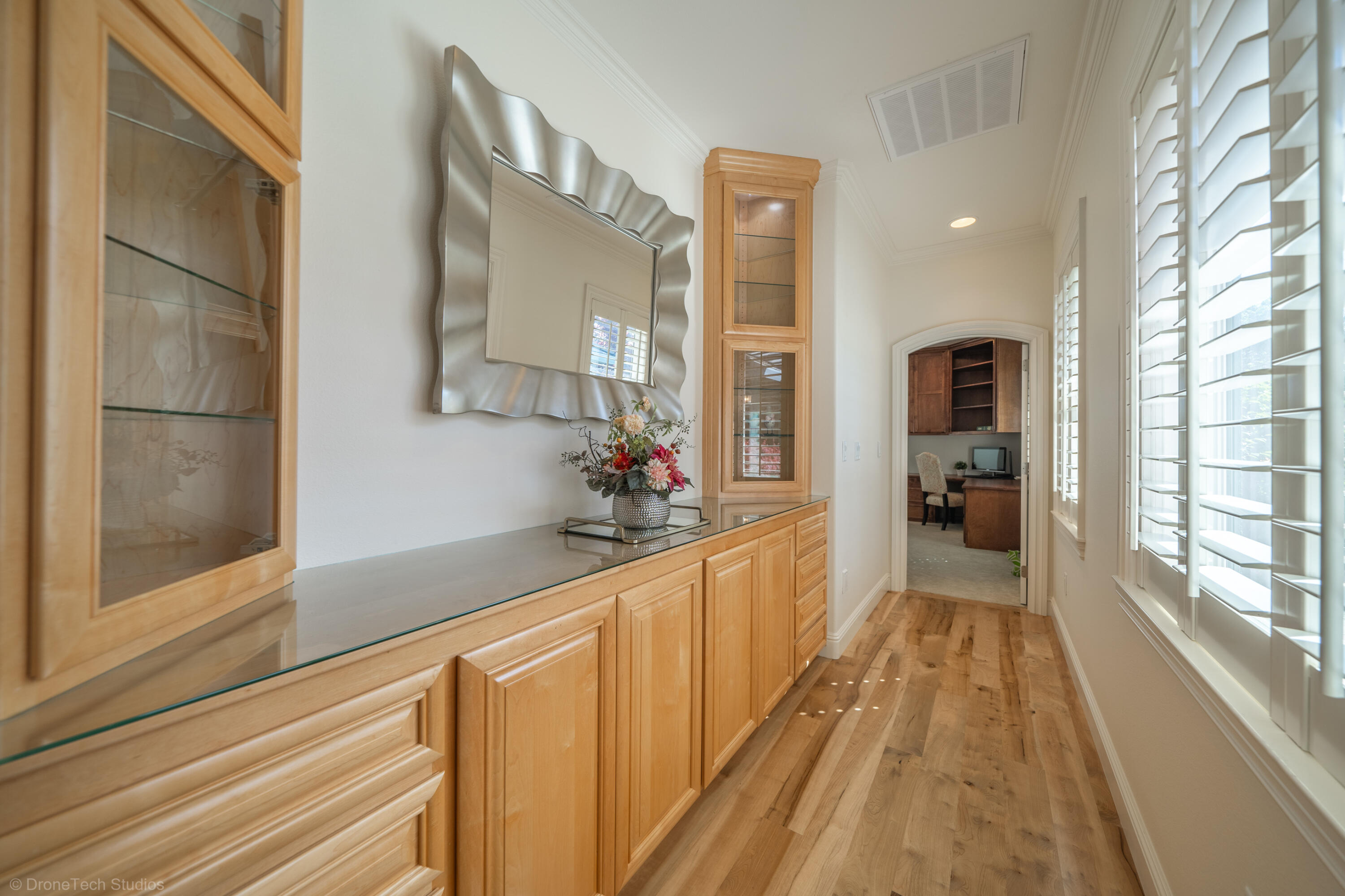 main property photo 70