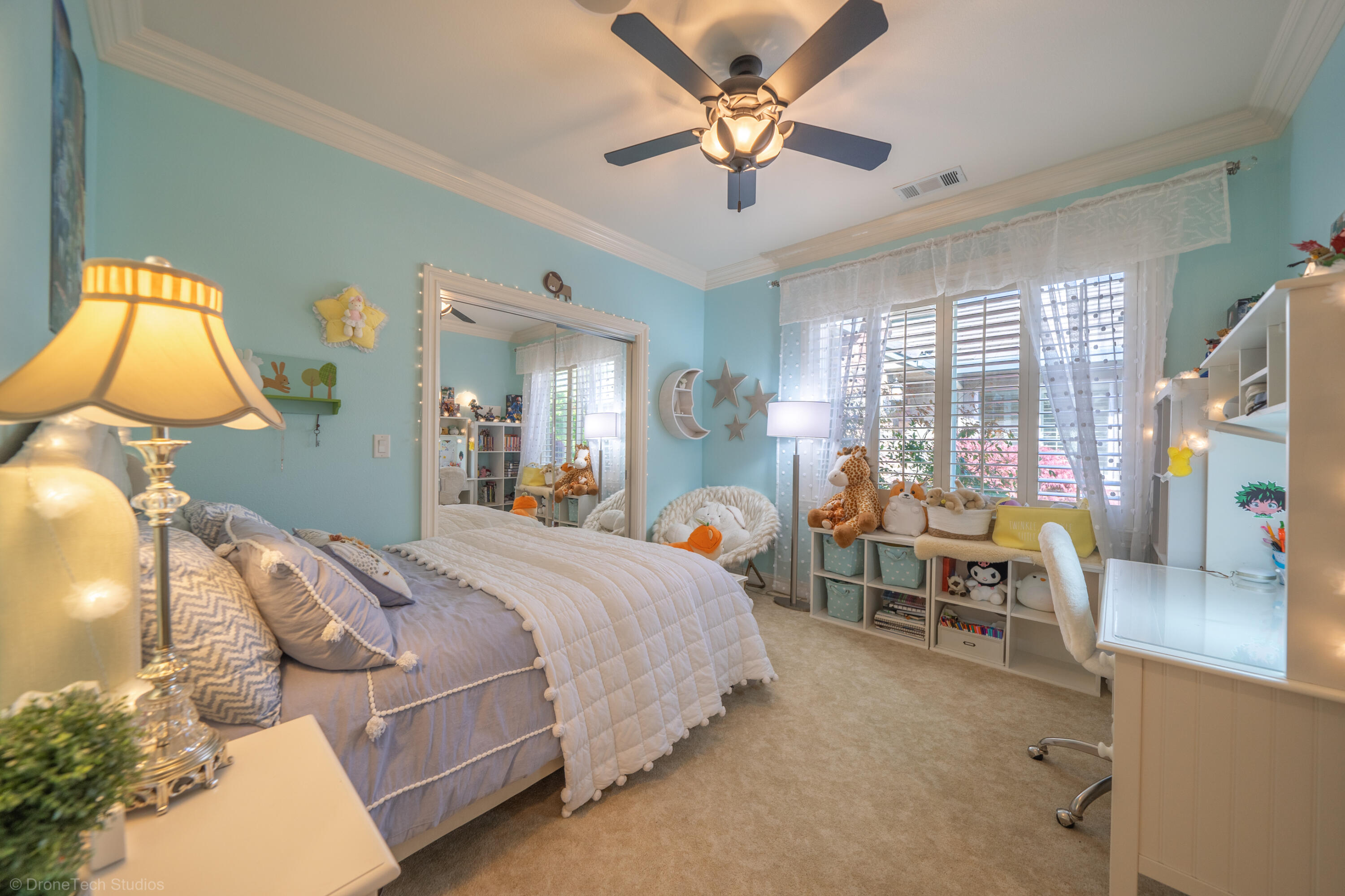 main property photo 75