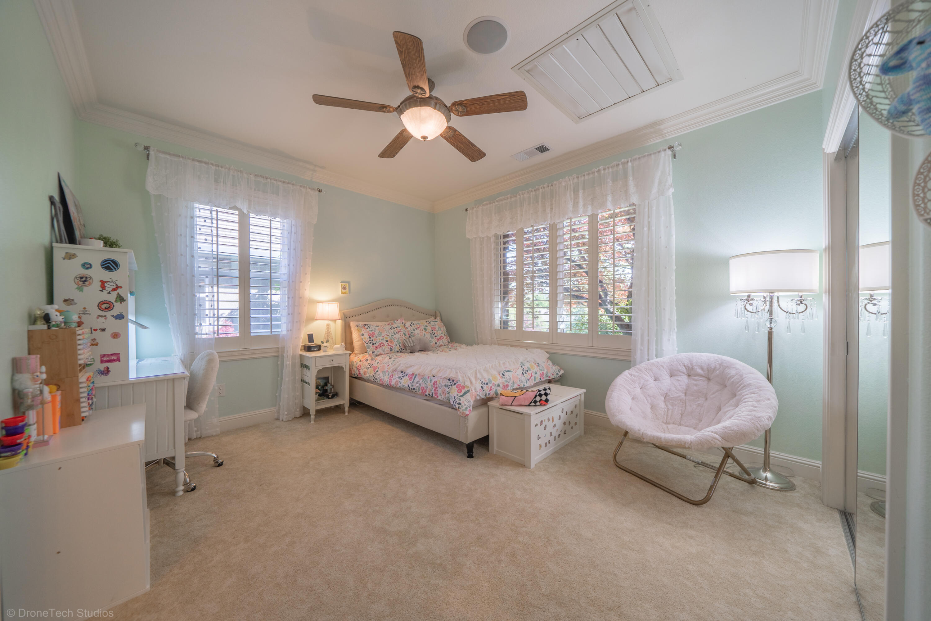 main property photo 81
