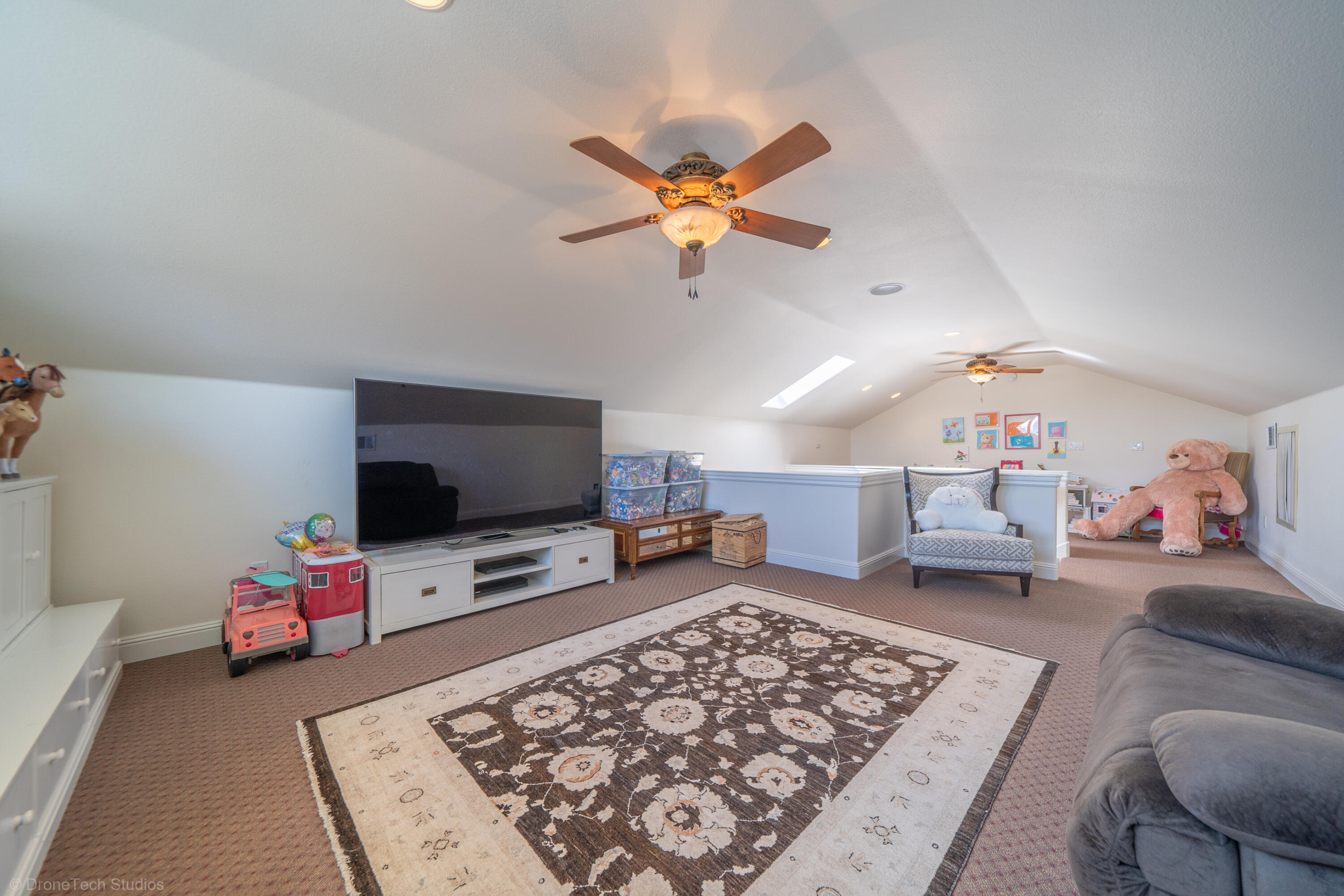 main property photo 87