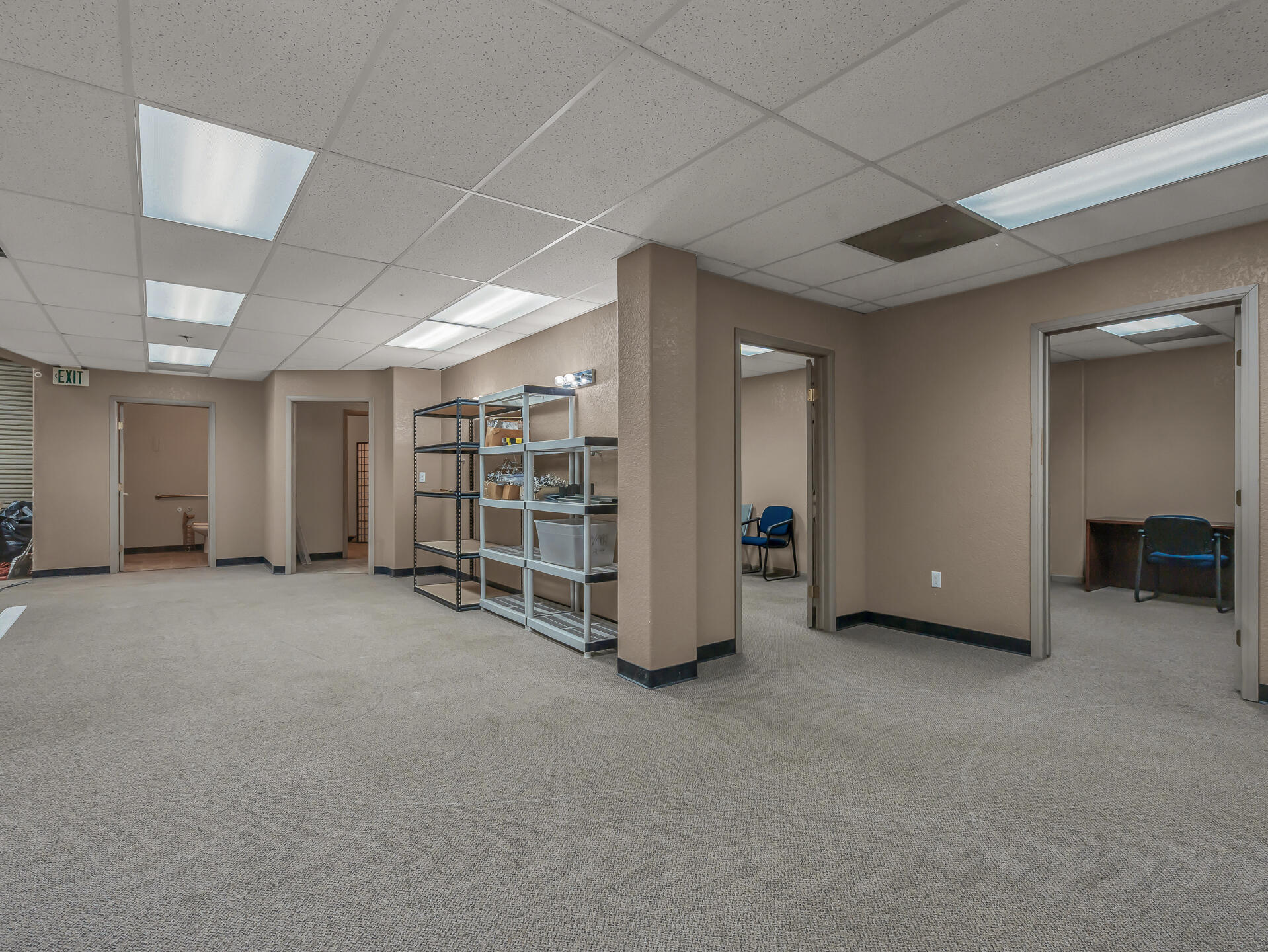 main property photo 25