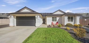 image of property with 4 Bed | 2 Bath | 1,875 Sqft