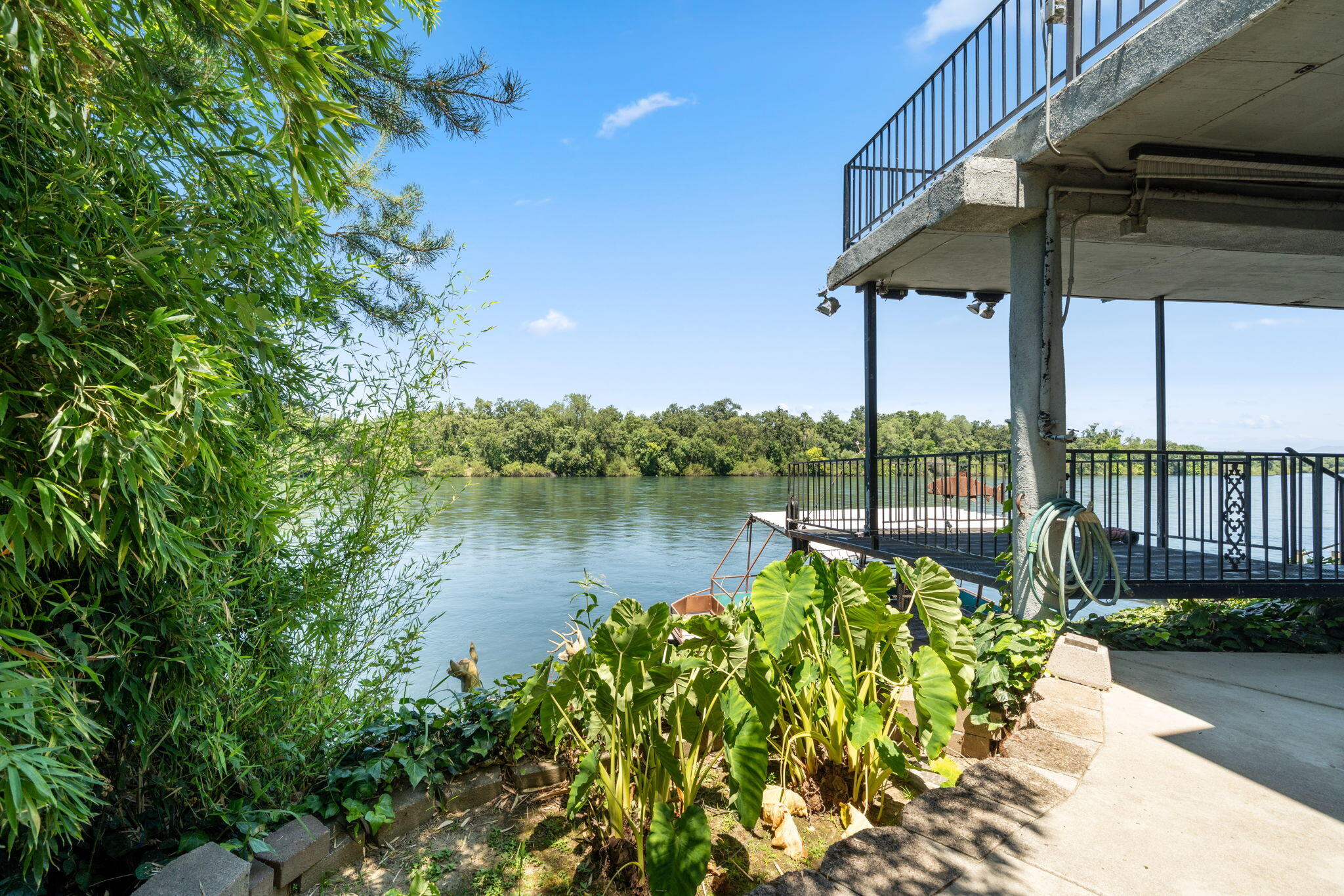 main property photo 58