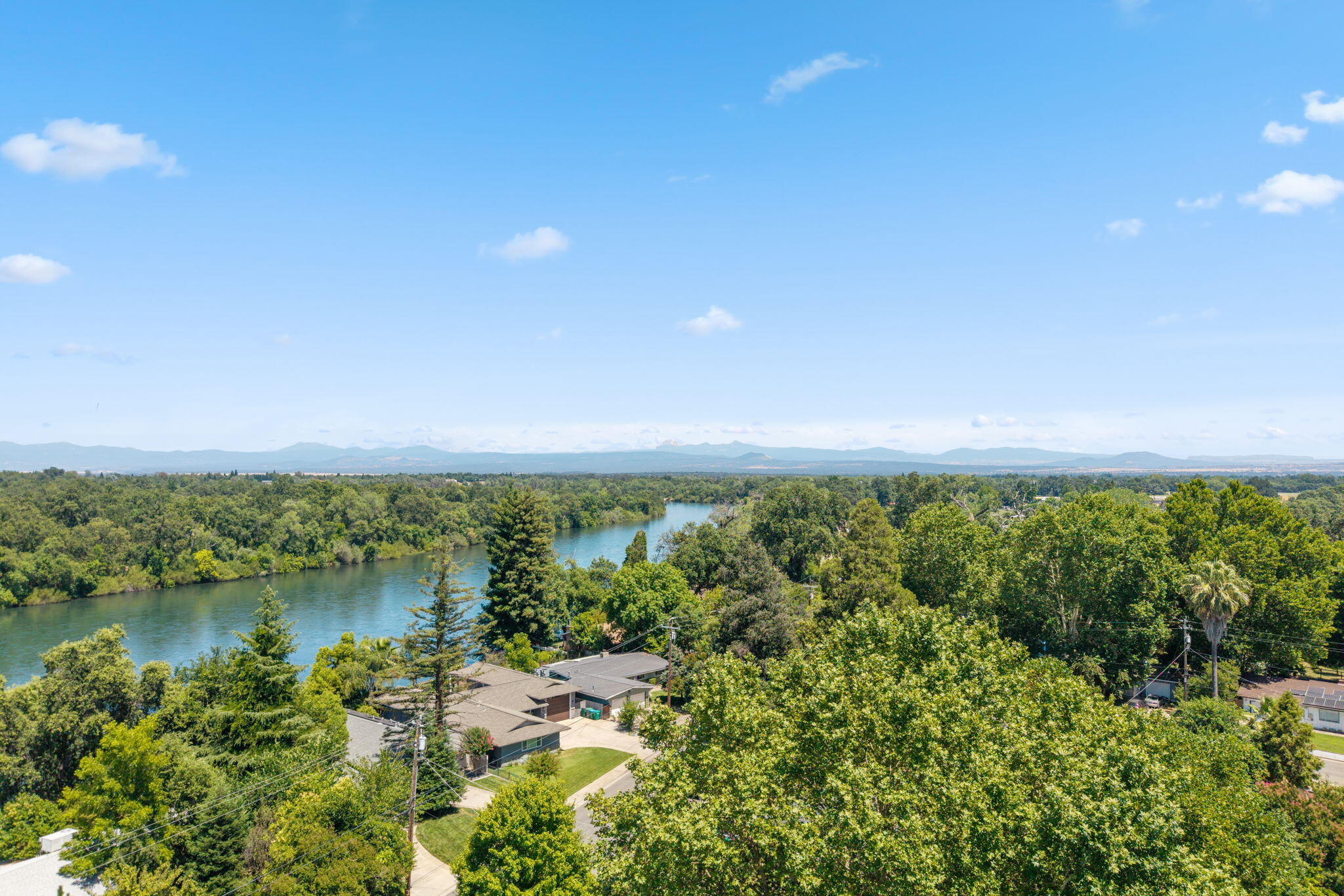 main property photo 75