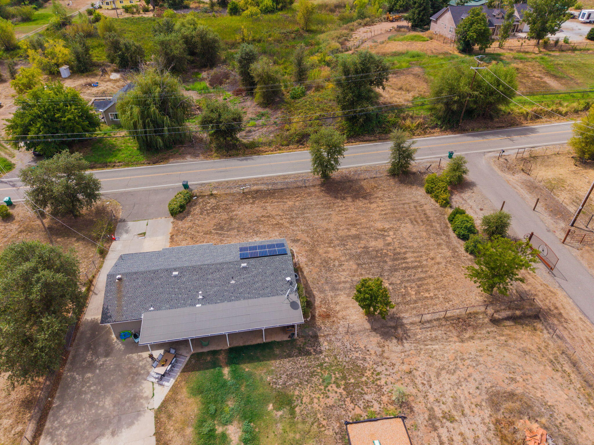main property photo 35