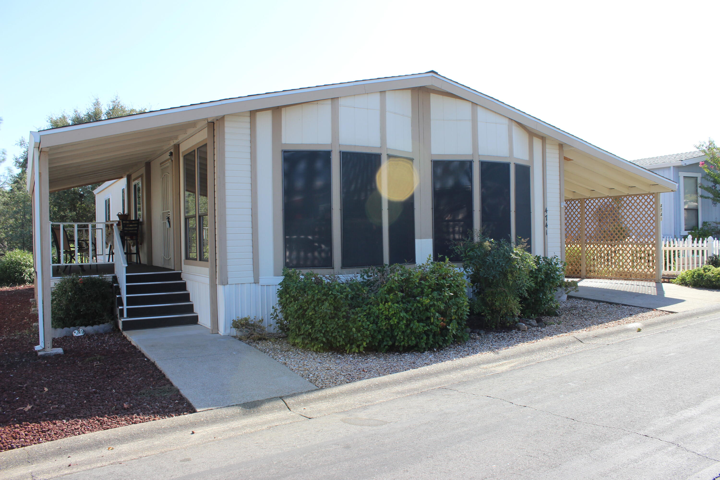 main property photo 65