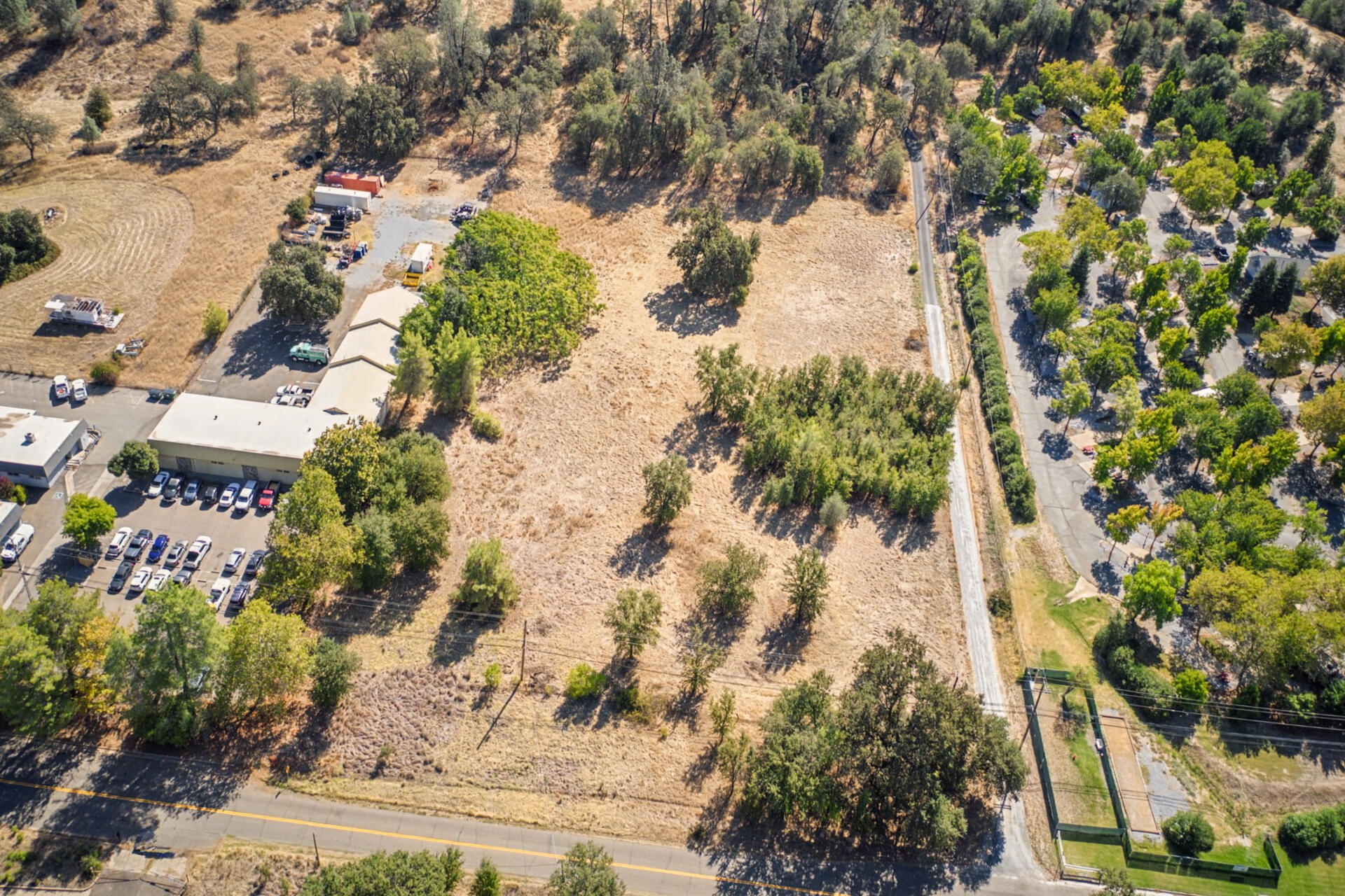 main property photo 10