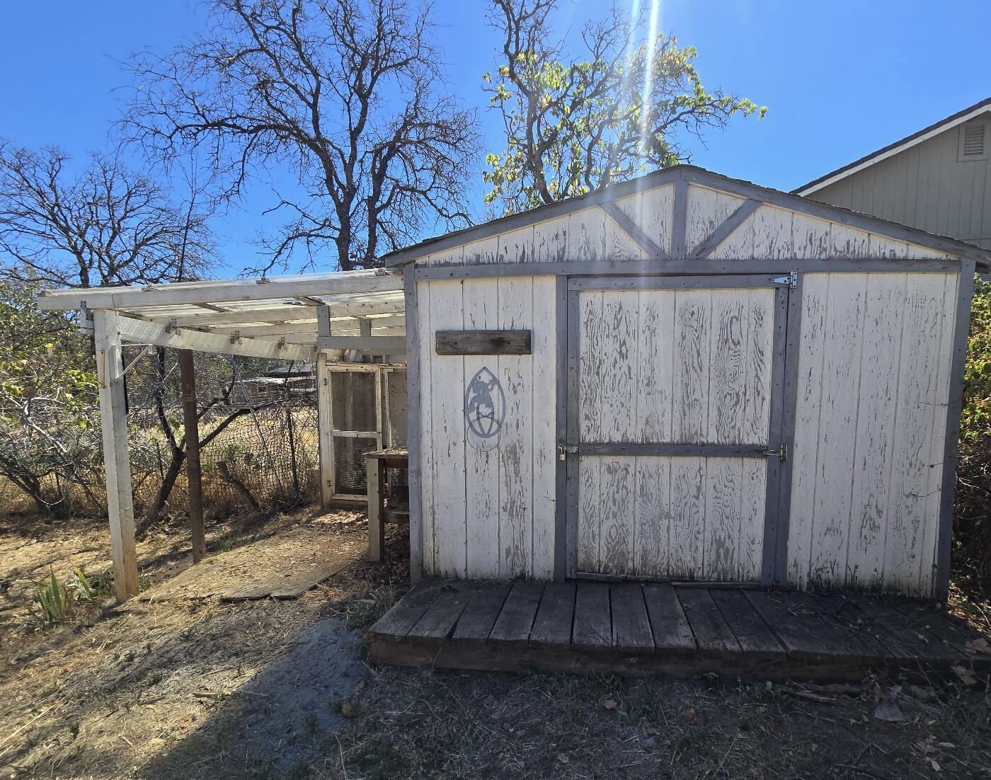 main property photo 25