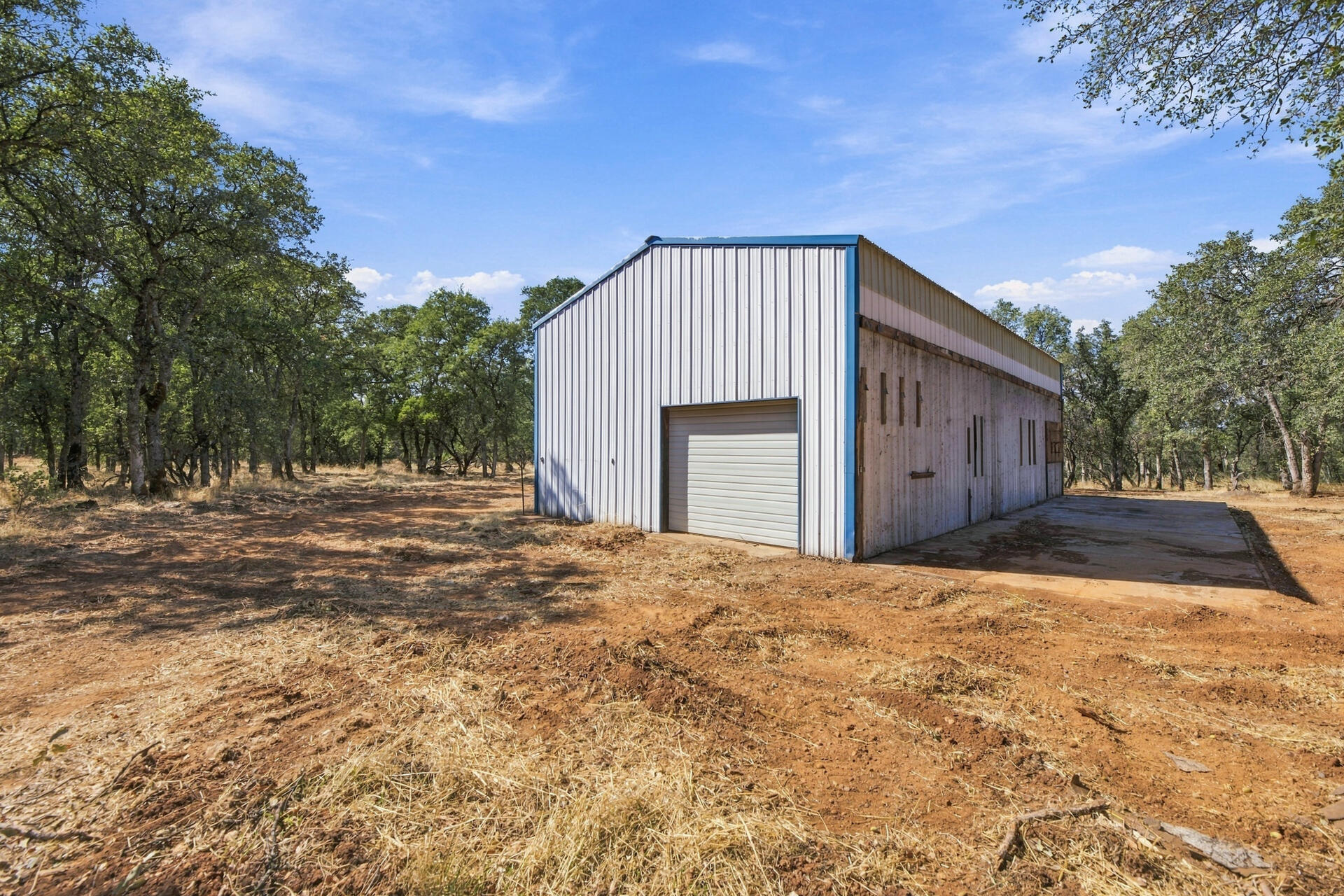 main property photo 14