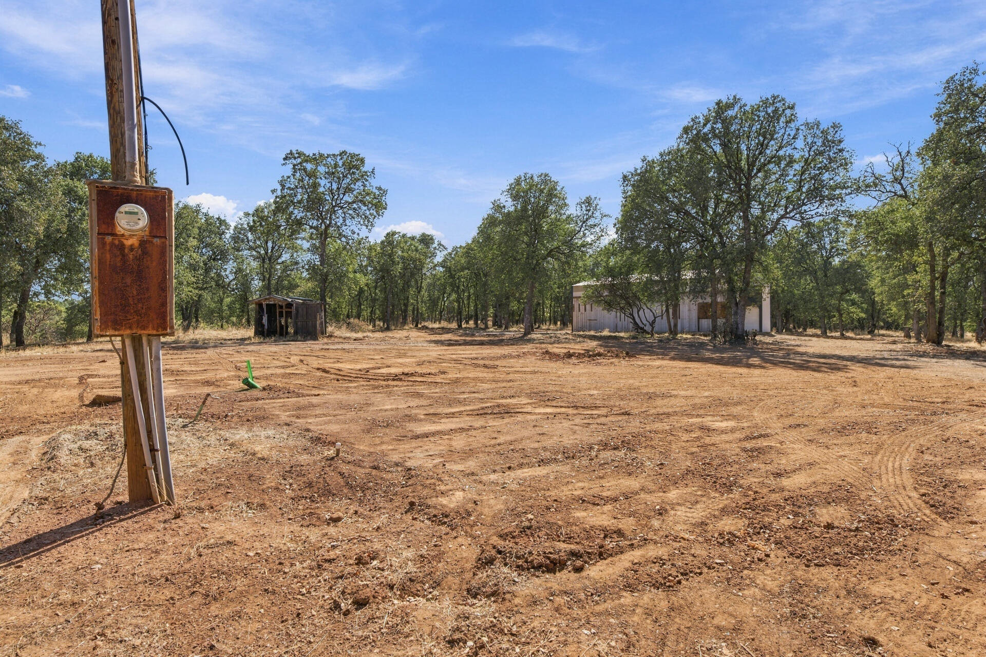 main property photo 18