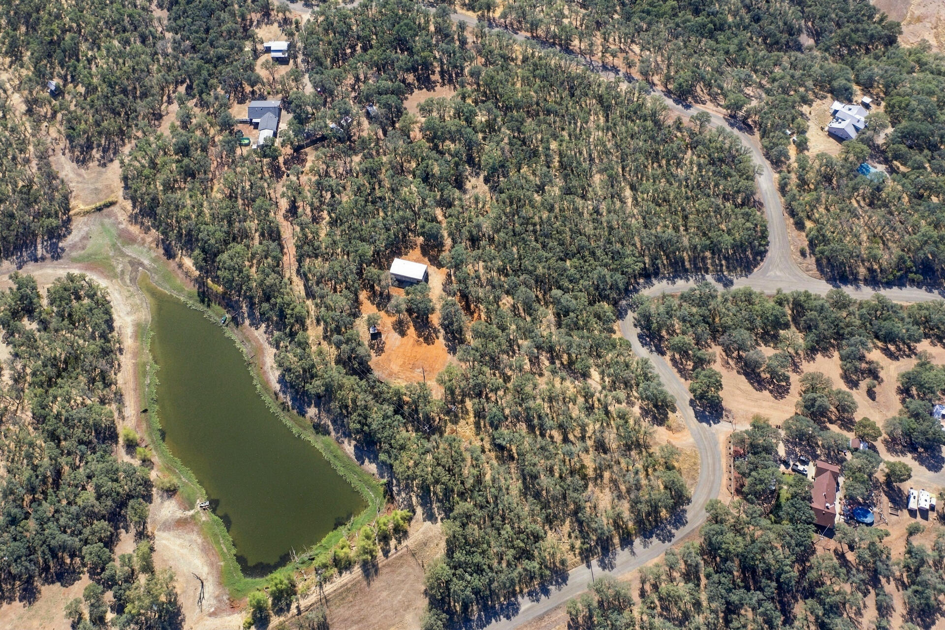 main property photo 26
