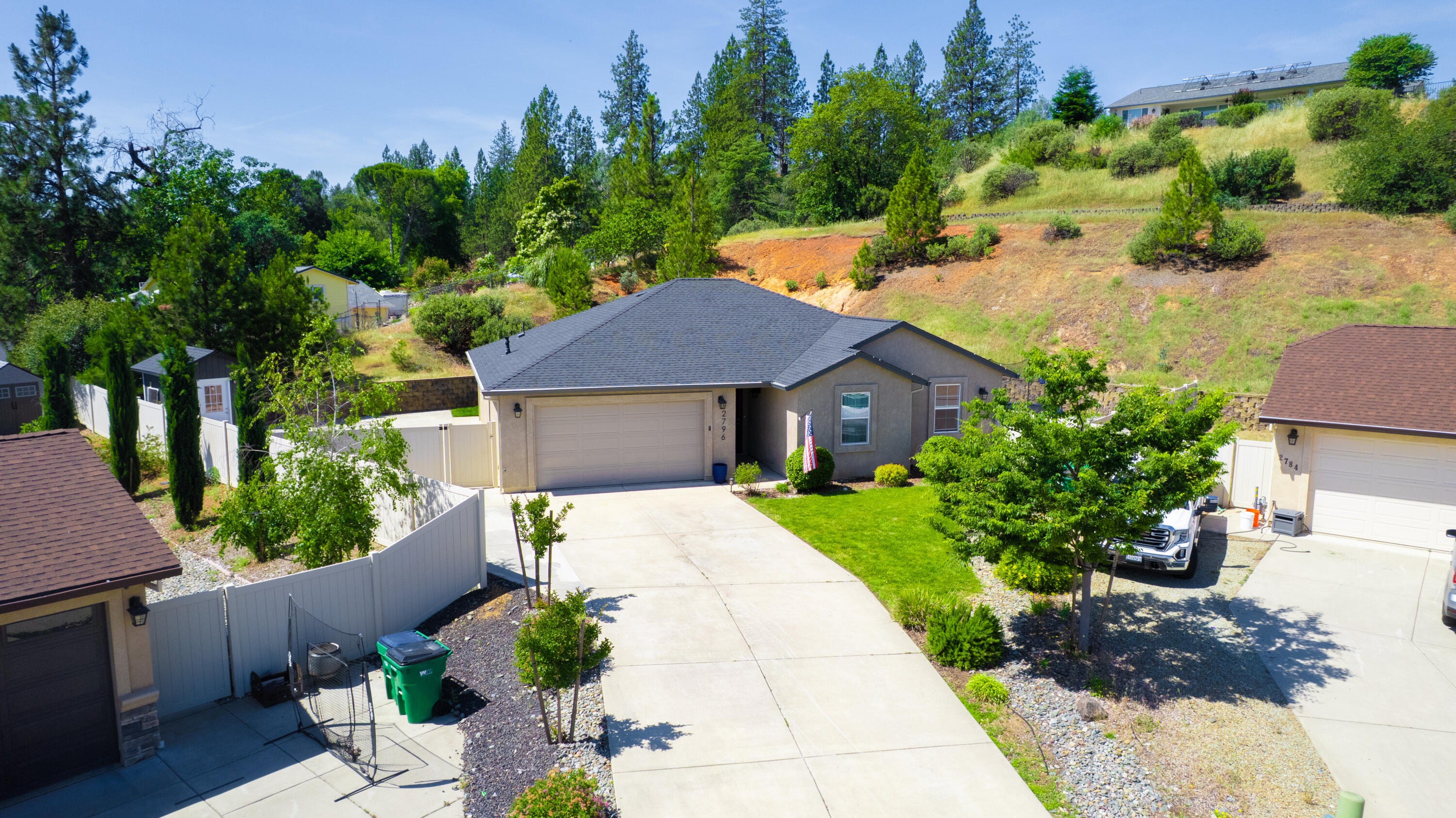 main property photo 39