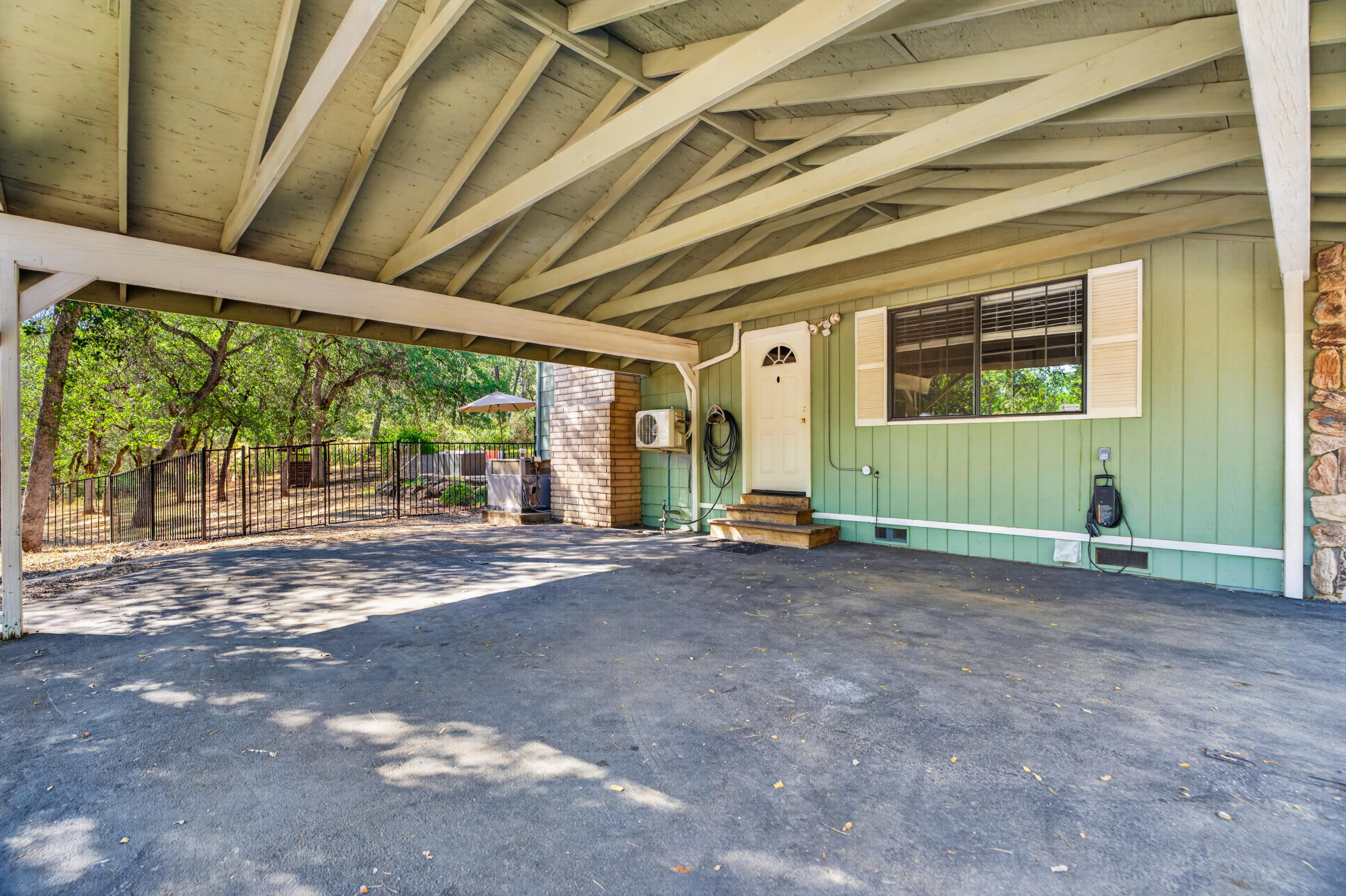 main property photo 54