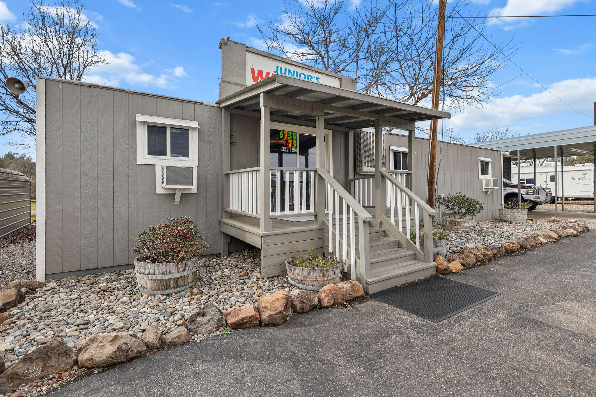 main property photo 20