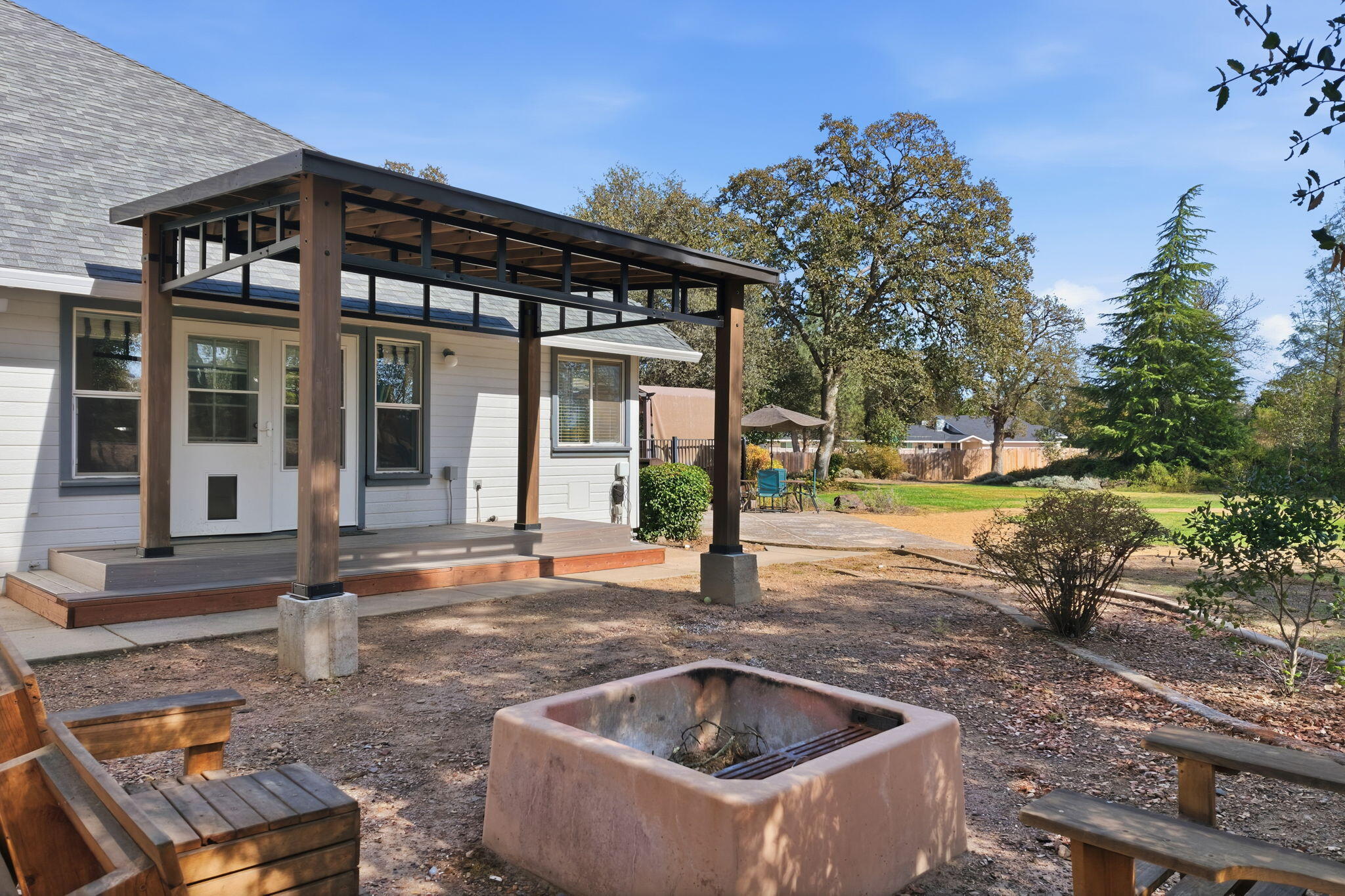 main property photo 47