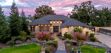 image of property with 3 Bed | 2 Bath | 2,751 Sqft
