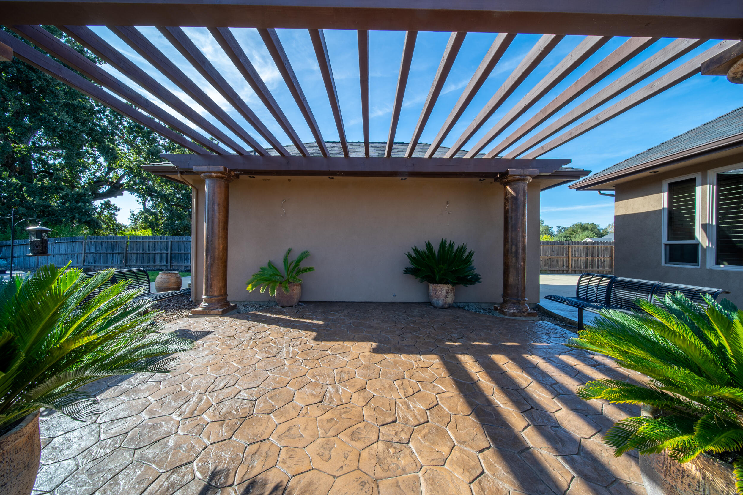 main property photo 38