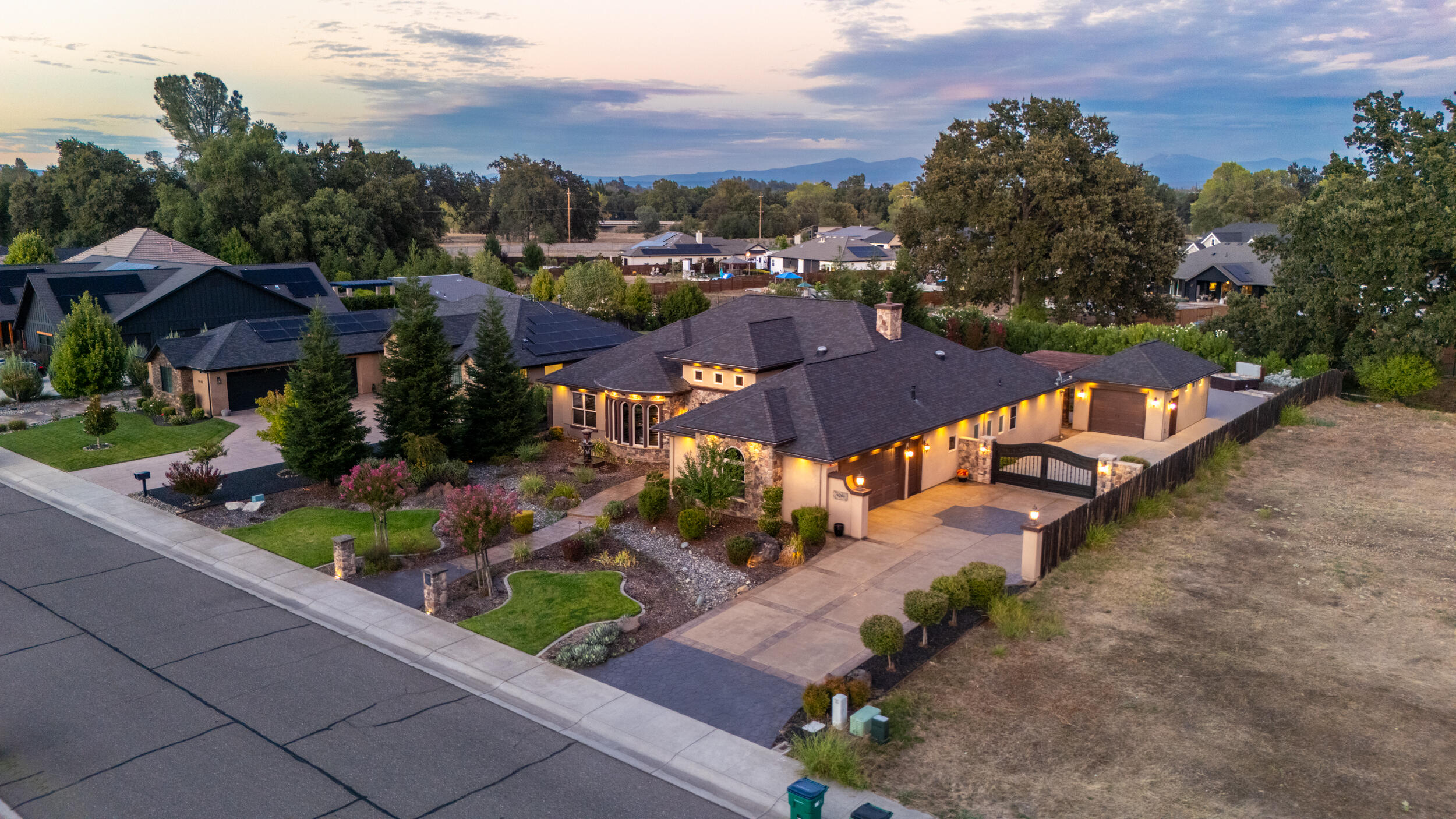 main property photo 44