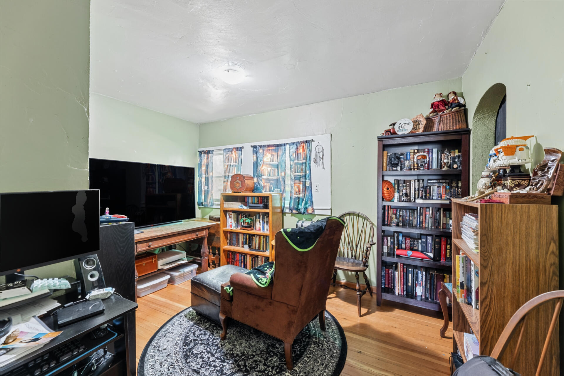 main property photo 16