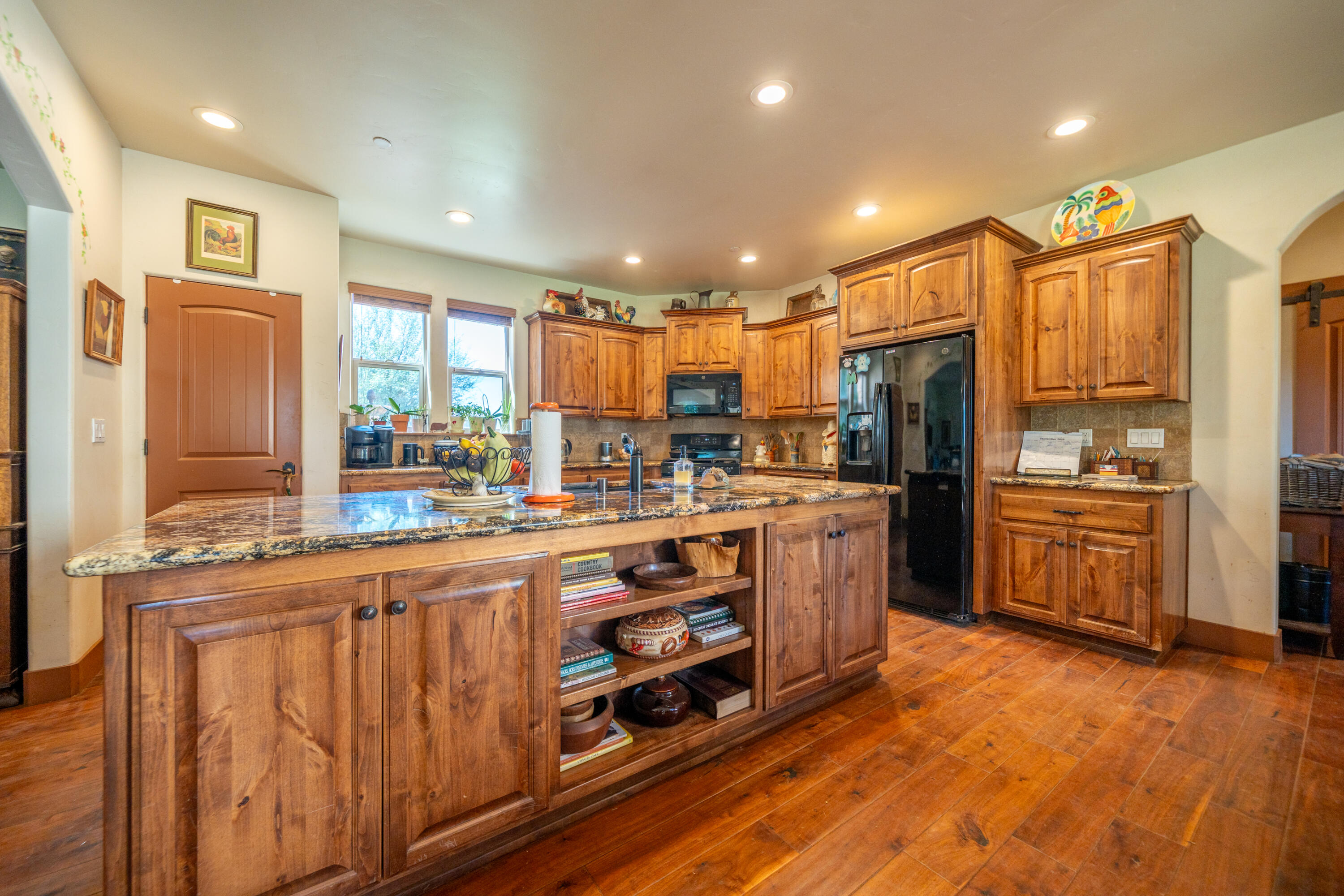 main property photo 10