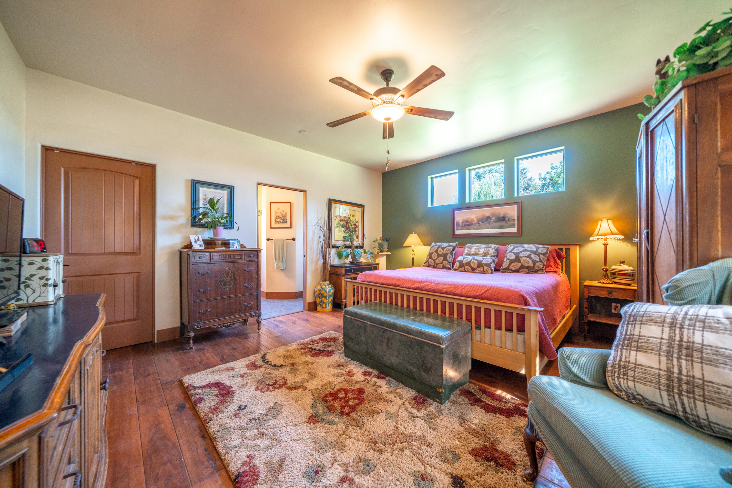 main property photo 20