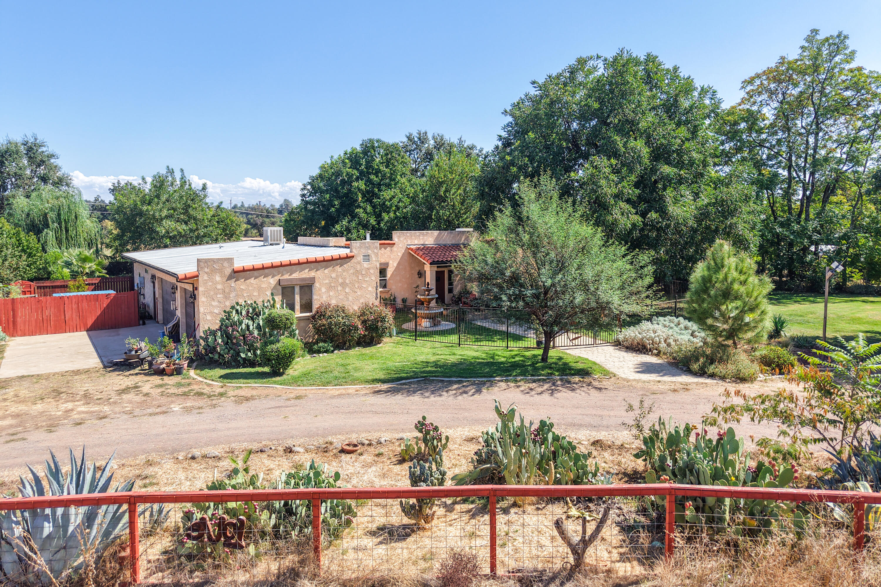 main property photo 50