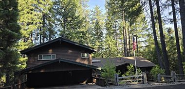 image of property with 4 Bed | 5 Bath | 3,300 Sqft