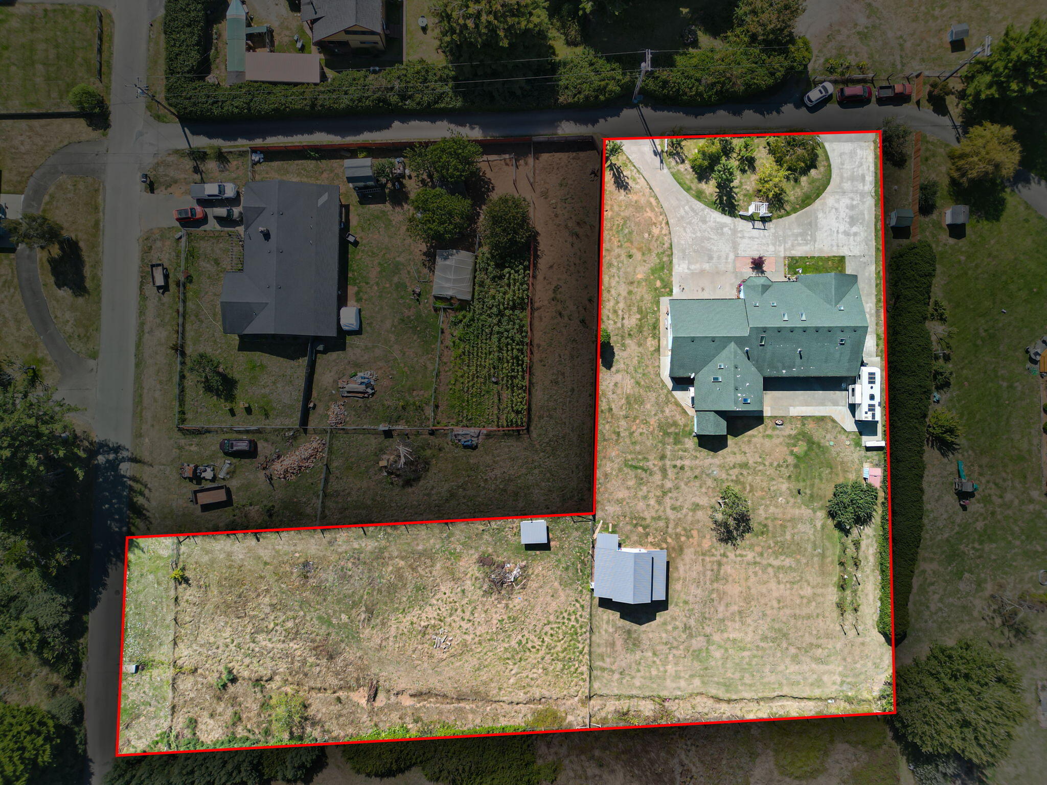 main property photo 32