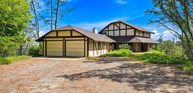 image of property with 3 Bed | 2 Bath | 2,184 Sqft