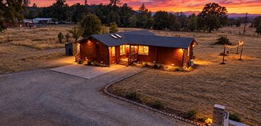 image of property with 3 Bed | 2 Bath | 1,384 Sqft