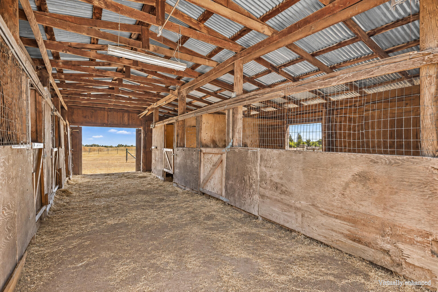 main property photo 13