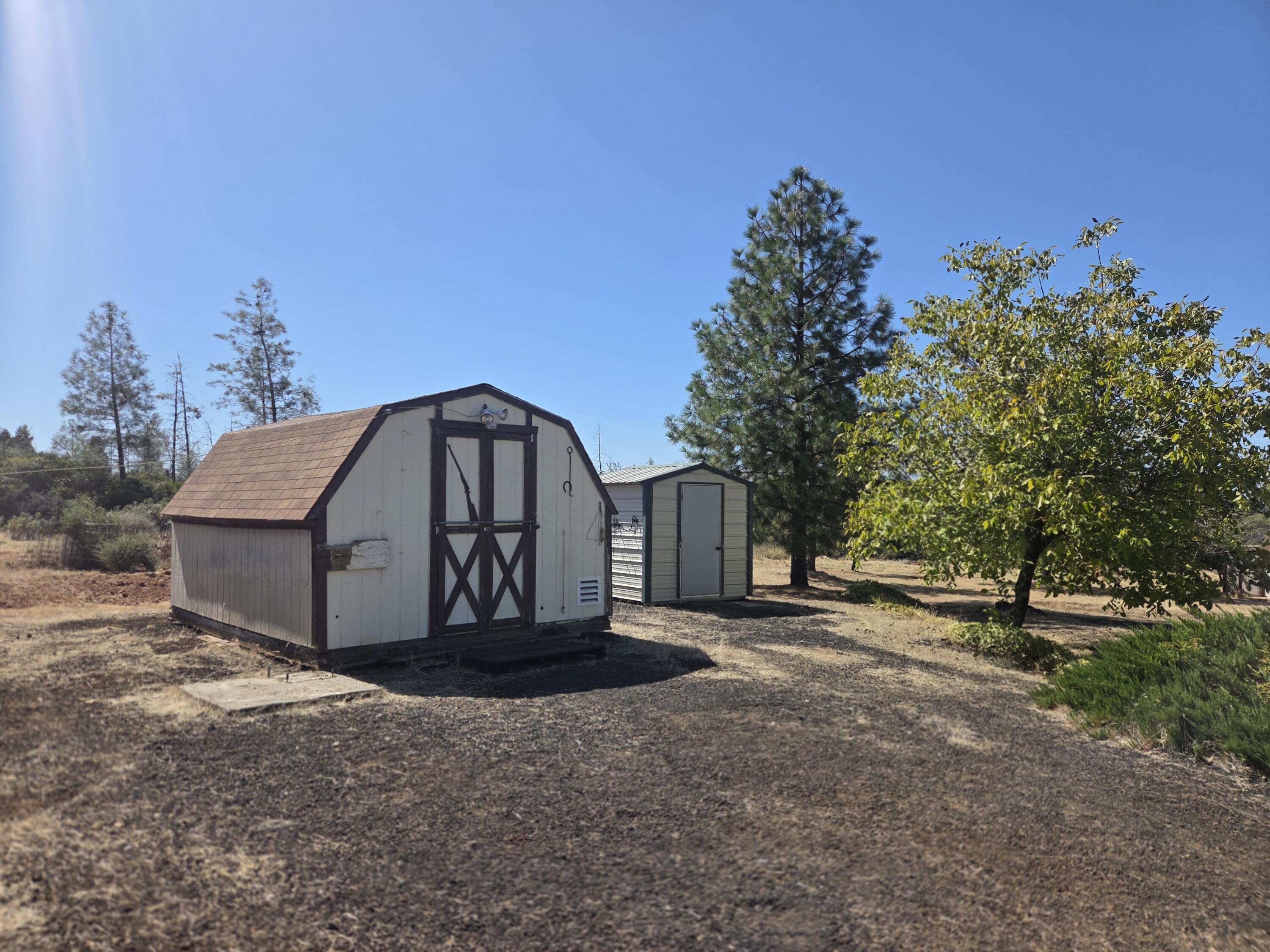 main property photo 32