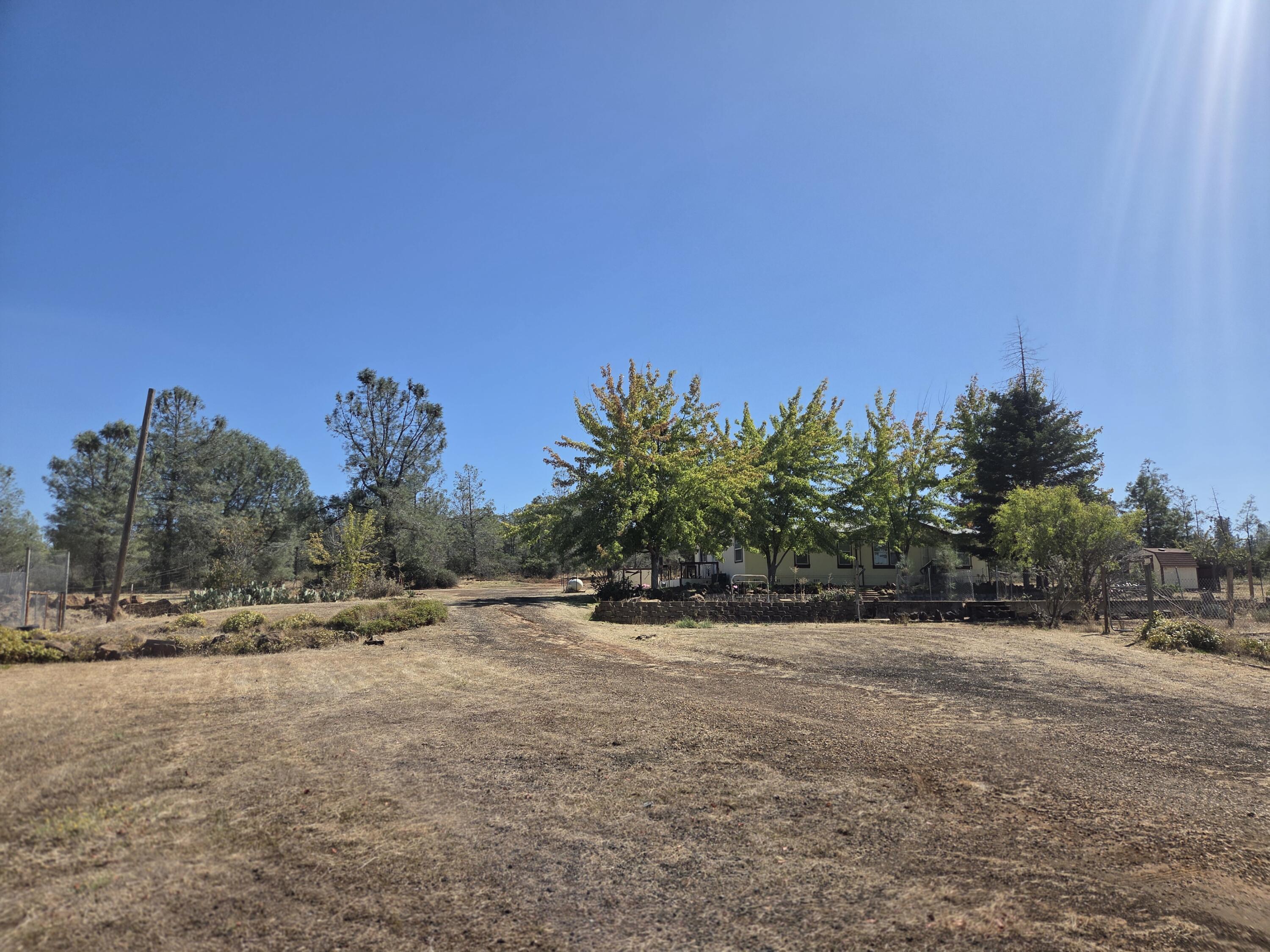 main property photo 37