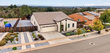 image of property with 4 Bed | 3 Bath | 2,355 Sqft