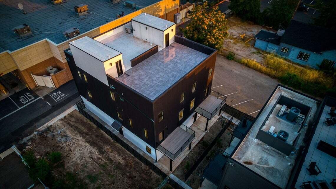 main property photo 62
