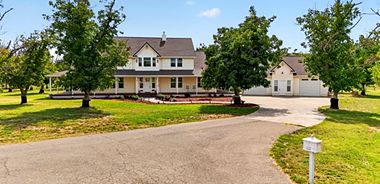image of property with 5 Bed | 5 Bath | 3,982 Sqft