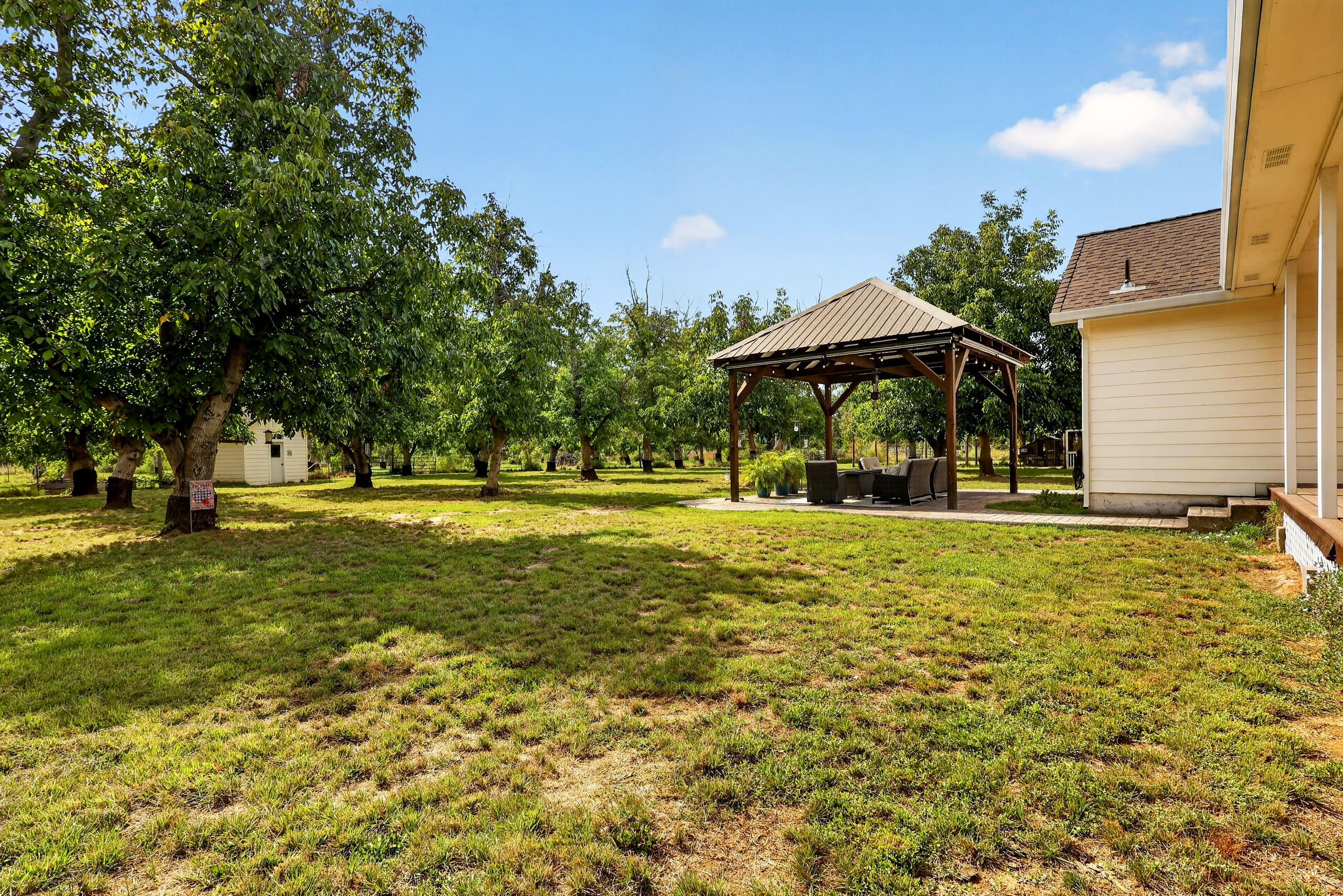 main property photo 65