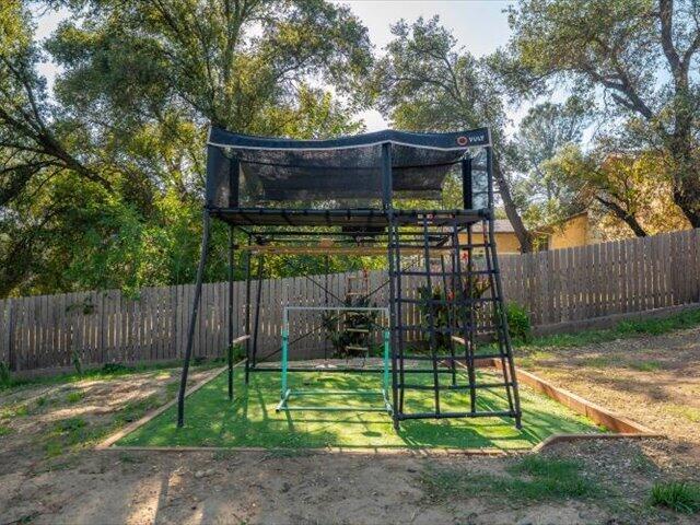 main property photo 59