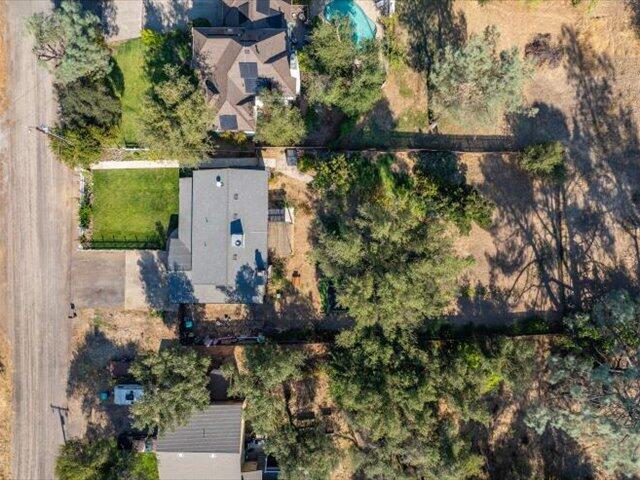 main property photo 77