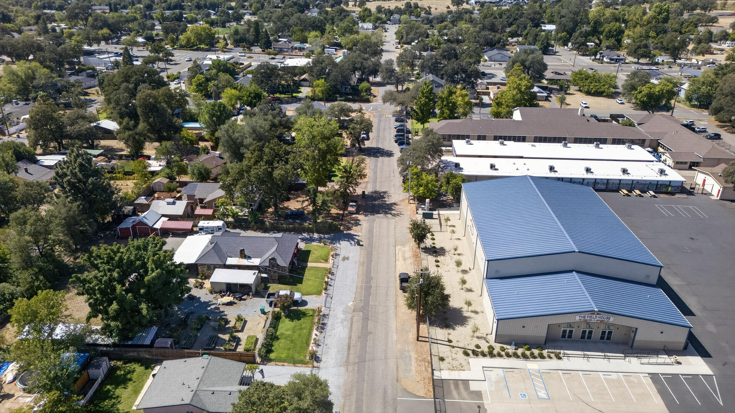 main property photo 19