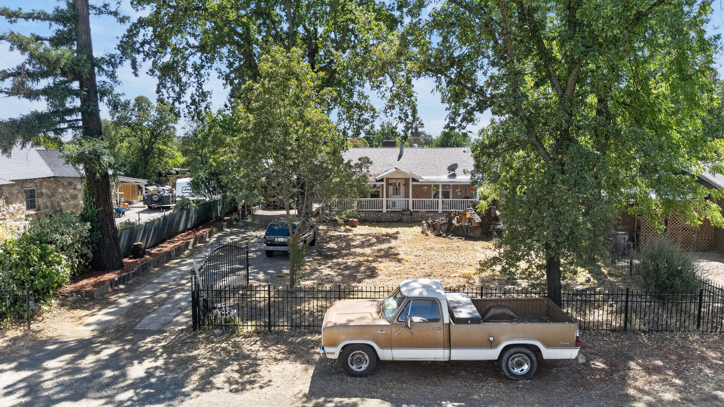 main property photo 21