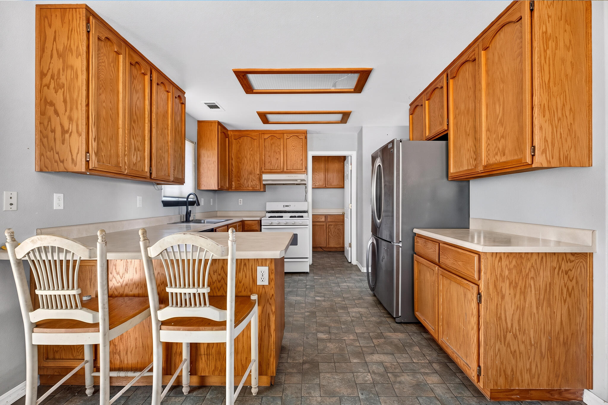 main property photo 9