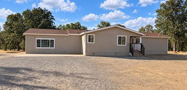 image of property with 3 Bed | 2 Bath | 1,800 Sqft