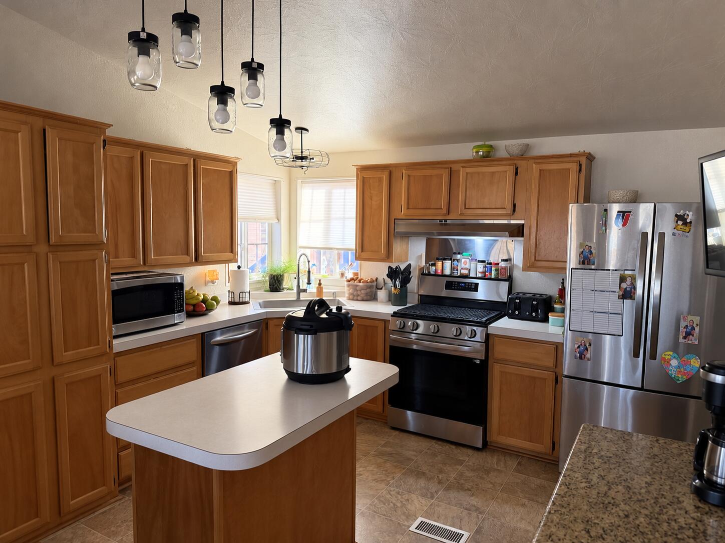 main property photo 12